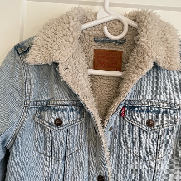 Levi’s original sherpa trucker jacket - Picture 3 of 3